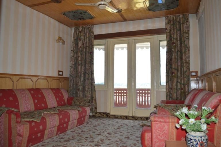 Shah Abbas Hotel At Dal Lake Srīnagar Exteriér fotografie
